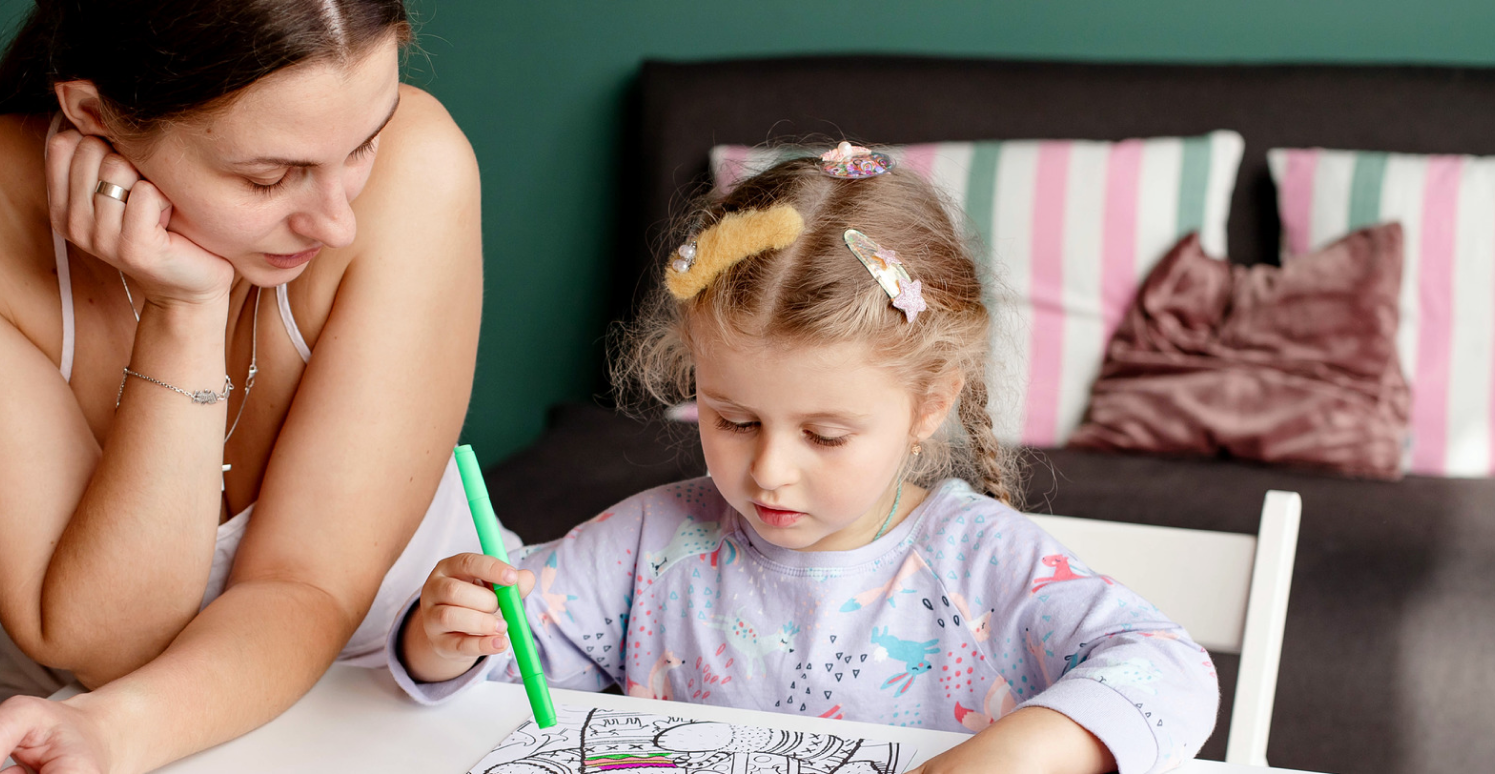 Чи варто купувати дітям розмальовки?